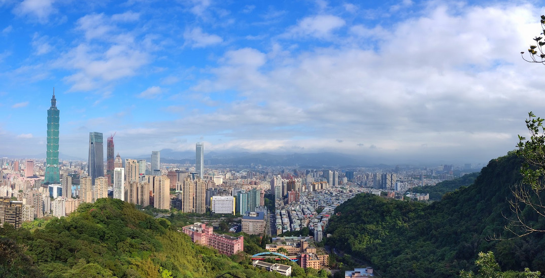 Taipei City from elephant mountain